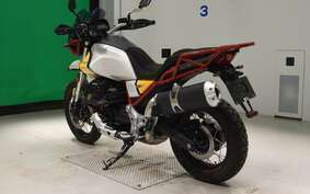 MOTO GUZZI V85 TT 2019