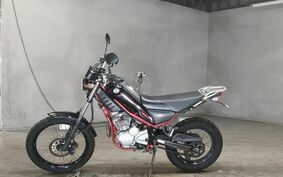 YAMAHA TRICKER DG16J