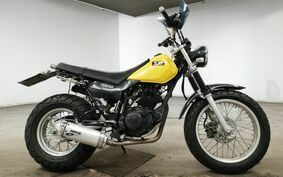 YAMAHA TW225 DG09J