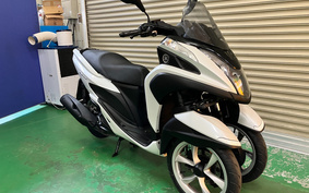 YAMAHA TRICITY 125 SE82J