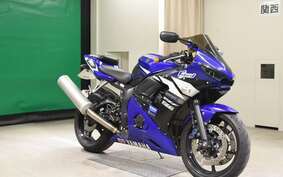 YAMAHA YZF-R6 2003 RJ05