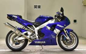 YAMAHA YZF-R1 1999 RN01