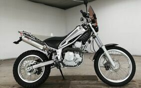 YAMAHA TRICKER DG16J