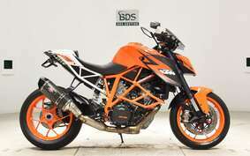 KTM 1290 SUPER DUKE R 2015 V3940