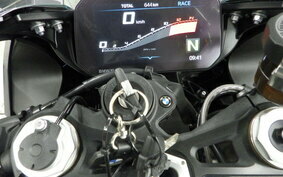 BMW S1000RR 2022 0E21