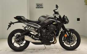 TRIUMPH STREET TRIPLE R 2023