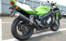 KAWASAKI NINJA ZX-7R 2002 ZX750P