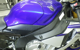 YAMAHA YZF-R1 2016