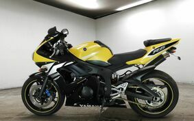 YAMAHA YZF-R6 2003 RJ05