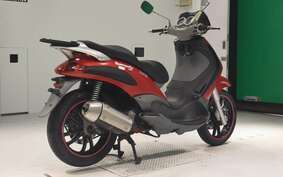 PIAGGIO BEVERLY 200