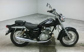 SUZUKI マローダー125 NF48A