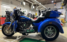 HARLEY FLHTCUTG TRIKE 2017 MAD