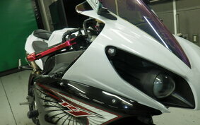 YAMAHA YZF-R1 2014 RN23