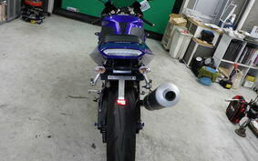 YAMAHA YZF-R1 2002 RN09