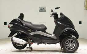 PIAGGIO MP3 250