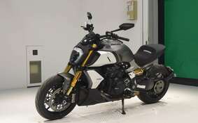 DUCATI DIAVEL 1260 S 2022