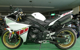 YAMAHA YZF-R1 2015 RN23