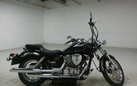 YAMAHA DRAGSTAR 250 2000 VG02J