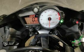 YAMAHA YZF-R6 2004 RJ06E