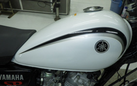 YAMAHA YB125SP