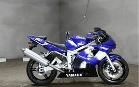 YAMAHA YZF-R6 2001 RJ036