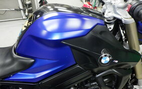 BMW F800R 2015 0B04