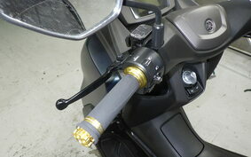 YAMAHA N-MAX SEG6J