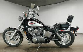 HONDA SHADOW 1100 1993 SC18