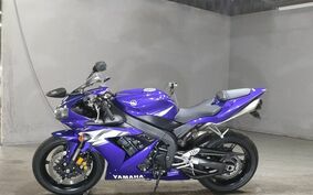 YAMAHA YZF-R1 2004 RN13N