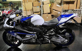 BMW HP4 2013 0D01