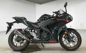 YAMAHA YZF-R25 RG10J