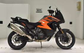 KTM 1290 SUPER ADVENTURE S 2023