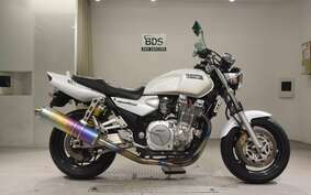 YAMAHA XJR1300 1999 RP01J