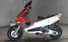 PIAGGIO RUNNER VX125 ZAPM2400