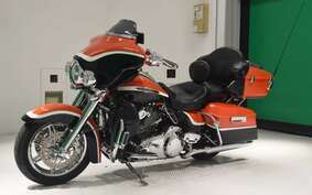 HARLEY FLHTCUSE 1800CVO 2011 PR8