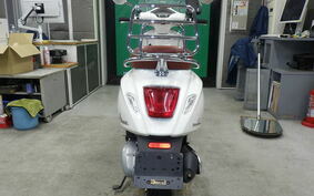 VESPA PRIMAVERA125