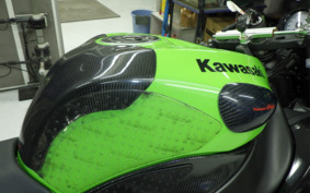 KAWASAKI NINJA ZX-6R 2010