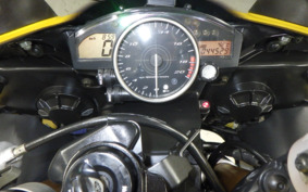 YAMAHA YZF-R6 2006