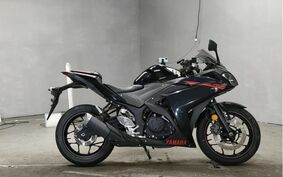 YAMAHA YZF-R25 RG10J