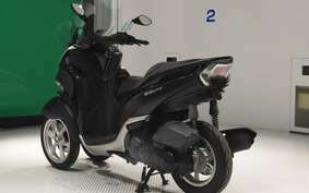 YAMAHA TRICITY 125 SE82J