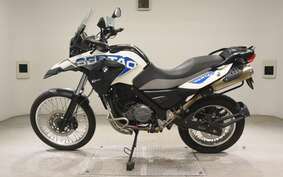 BMW G650GS SERTAO 2013