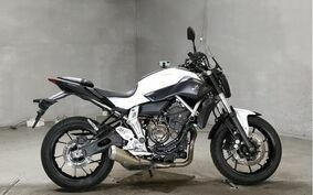 YAMAHA MT-07 2015 RM07J