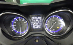 YAMAHA T-MAX 560 T 2021 SJ19J