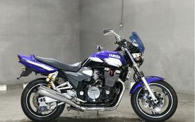 YAMAHA XJR1300 2001 RP03J