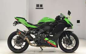 KAWASAKI ZX-25R ZX250E