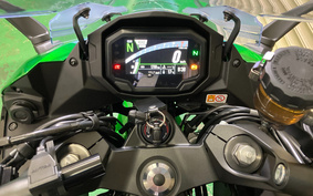 KAWASAKI NINJA 2023 ZXT02K