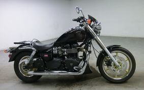 TRIUMPH SPEEDMASTER 2003 J903Y4