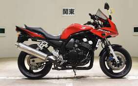 YAMAHA FZS600 FAZER 2003 RJ02