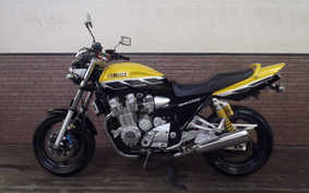 YAMAHA XJR1300 2001 RP02