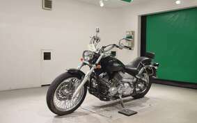 YAMAHA DRAGSTAR 400 2002 VH01J